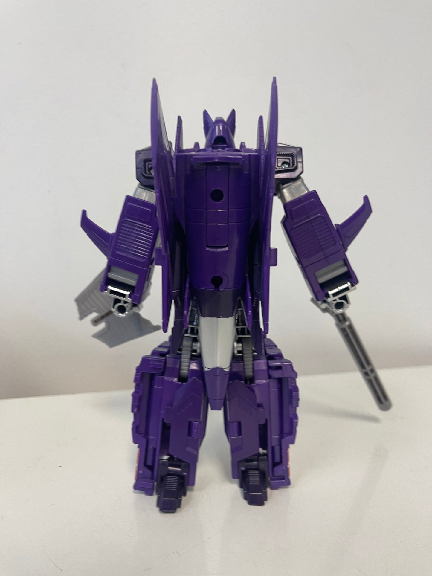 Transformers Combiner Wars Cyclonus