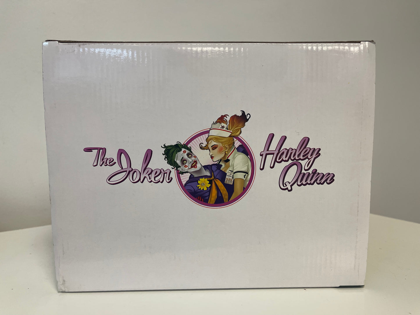 Bombshells The Joker & Harley Quinn Statue Second Edition