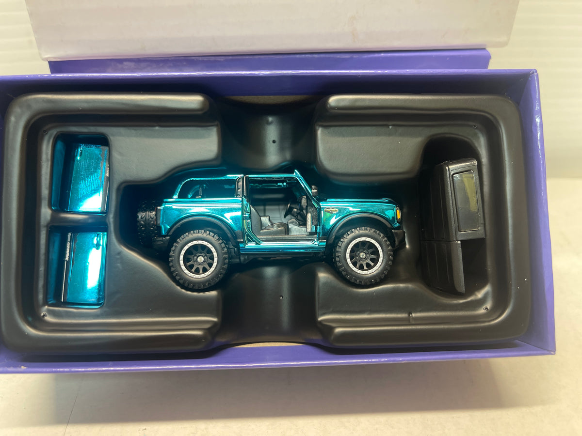 Hot Wheels RLC Redline Club Only blue ‘21 Ford Bronco Wildtrak Real Riders 1/64