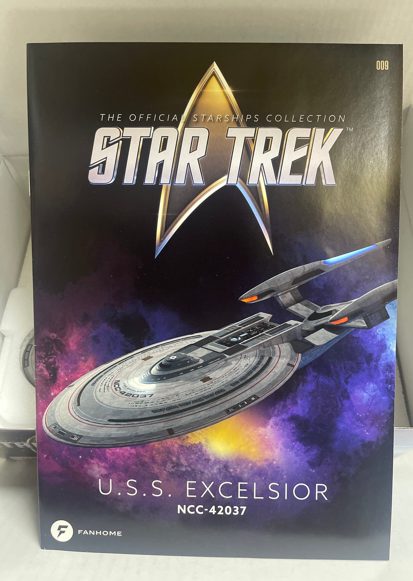 Fanhome USS Excelsior II – Star Trek: Picard Starship Model