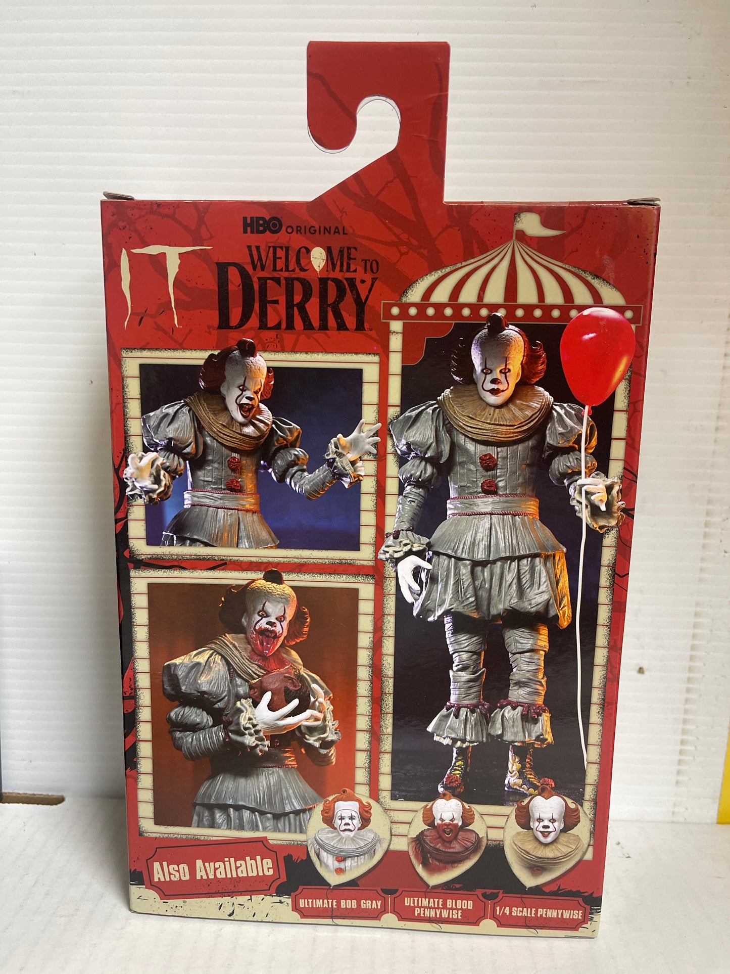 ULTIMATE PENNYWISE IT Welcome to Derry 7" inch Action Figure