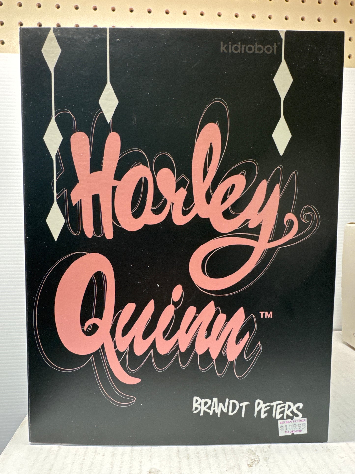 HARLEY QUINN MEDIUM FIGURE BY BRANDT PETERS RED