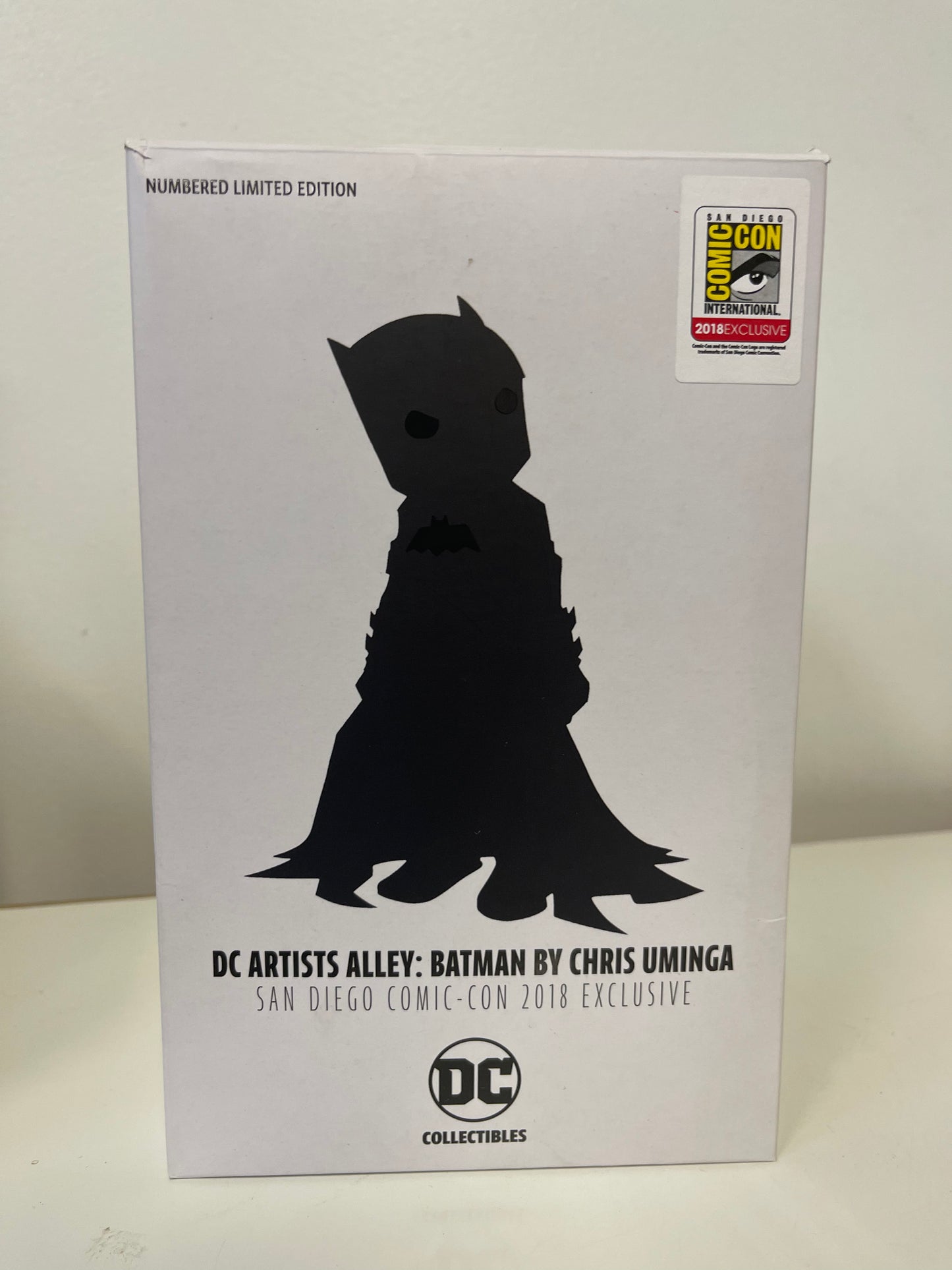 DC Artists Alley: Batman Blue and Gray By Chris Uminga Statue SDCC