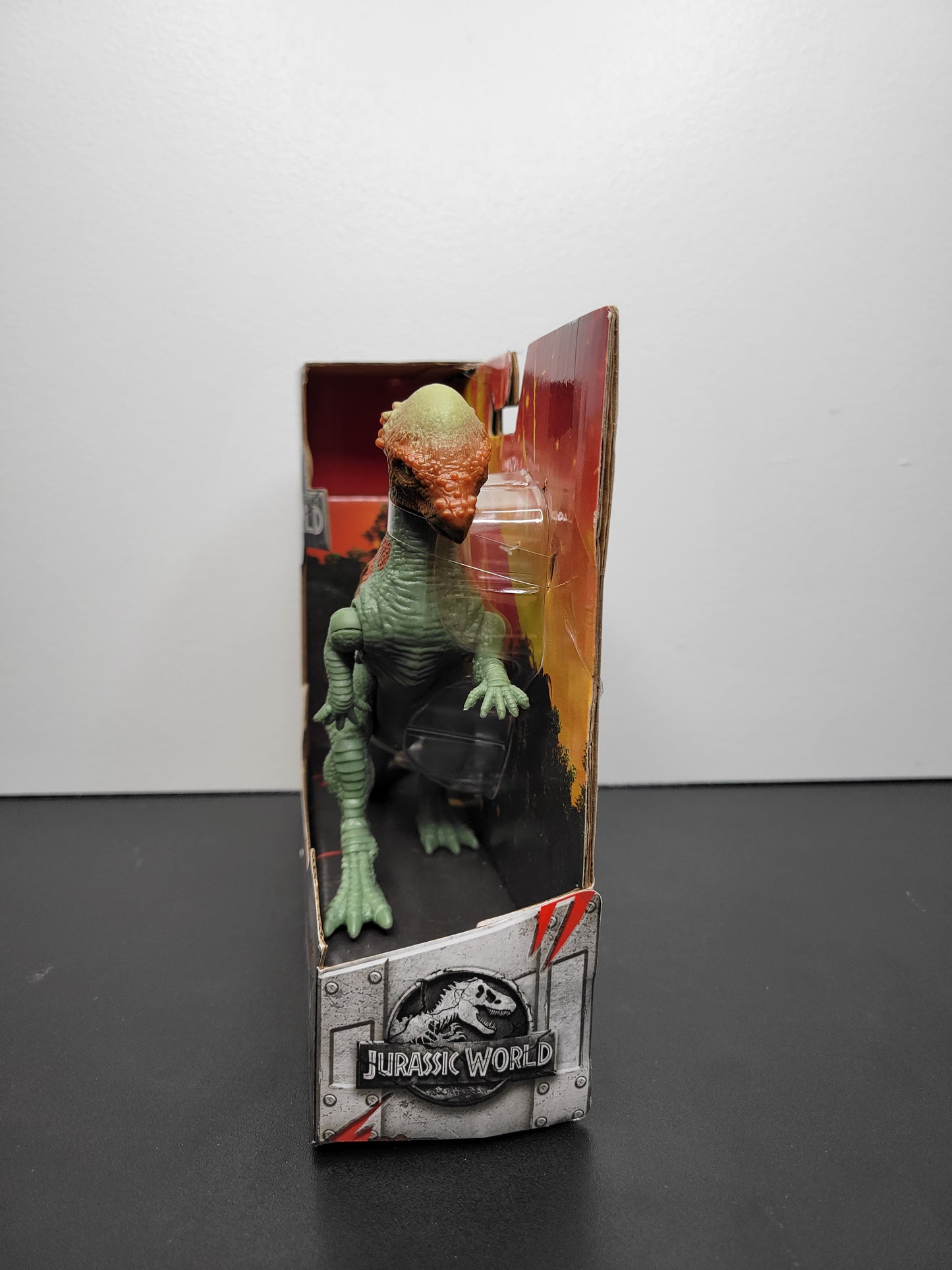 Jurassic World Battle Damage Pachycephalosaurus