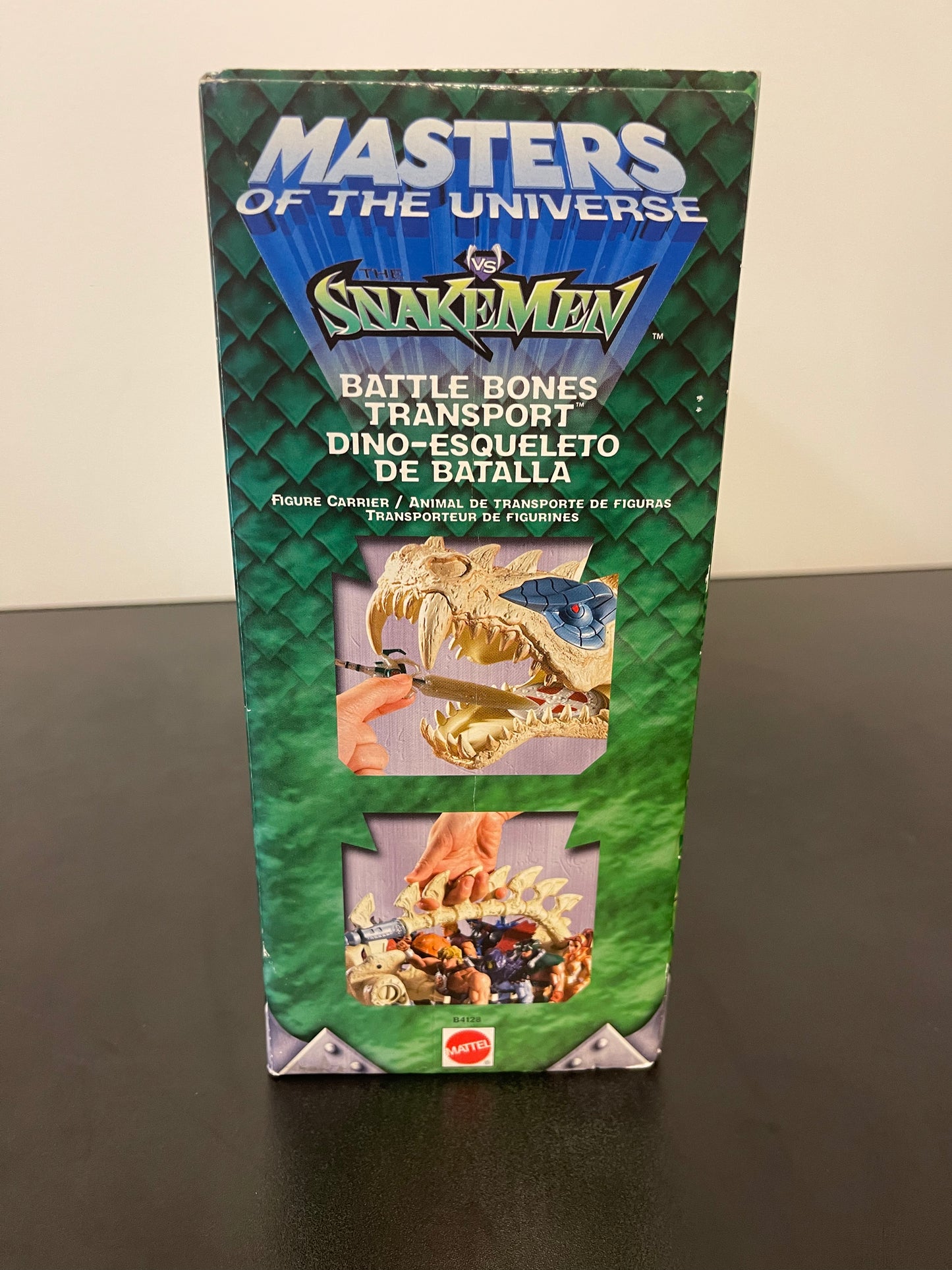 Masters Of The Universe Vs The Snake Men Battle Bones Transport 2003