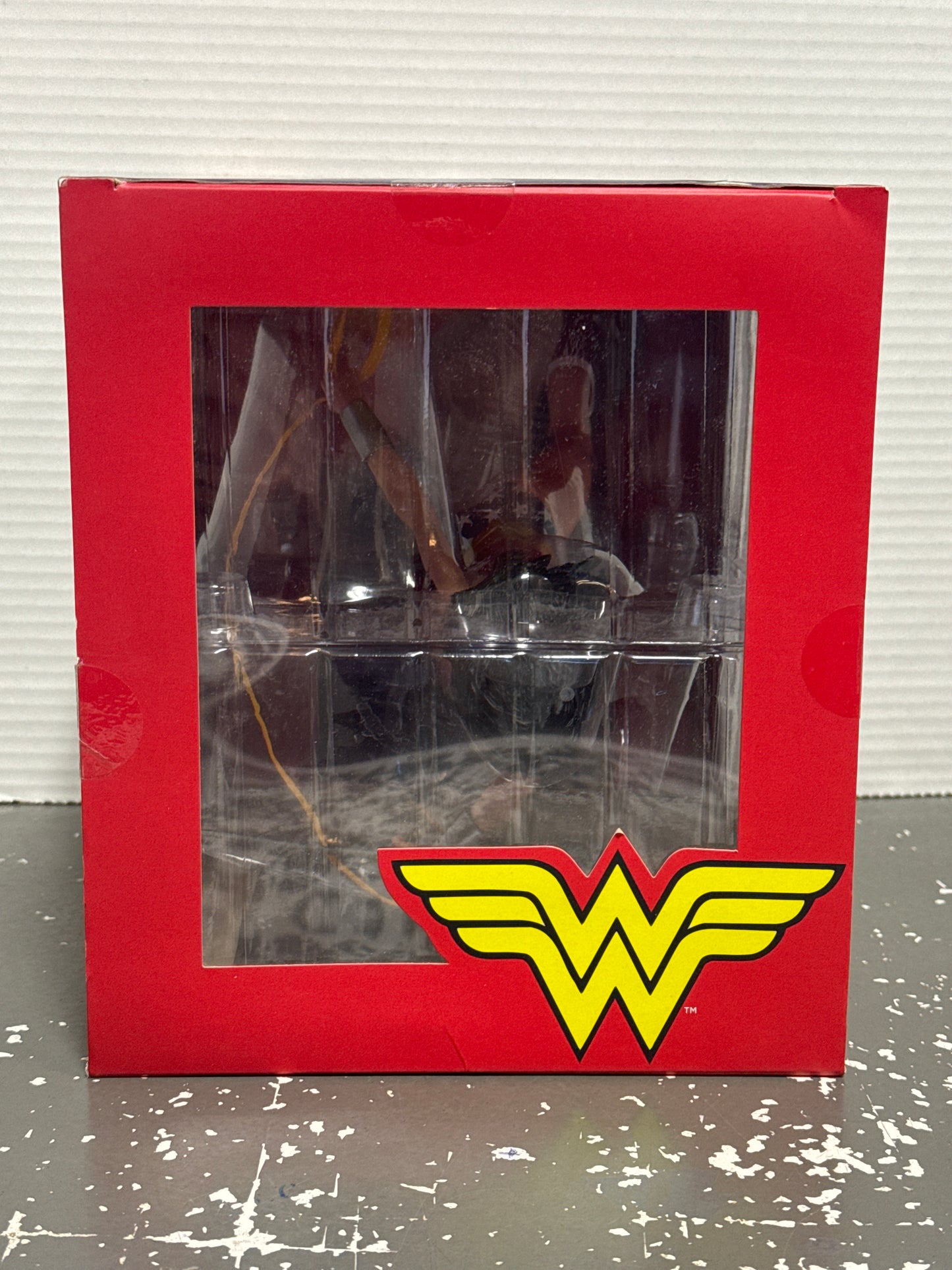DC Comics Gallery Diorama Wonder Woman