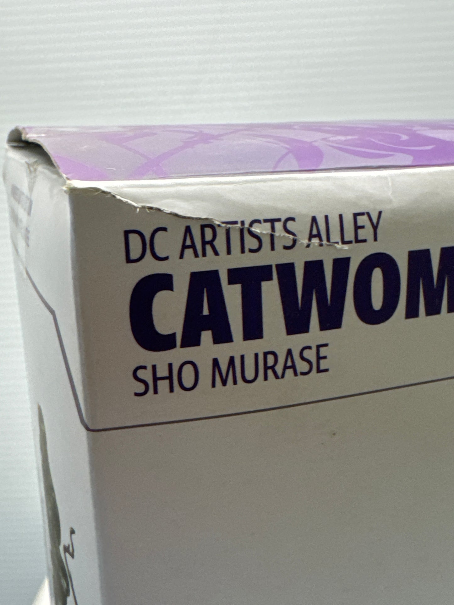 DC Artists Alley Catwoman Sho Murase Iridescent Variant BAM Exclusive Figure