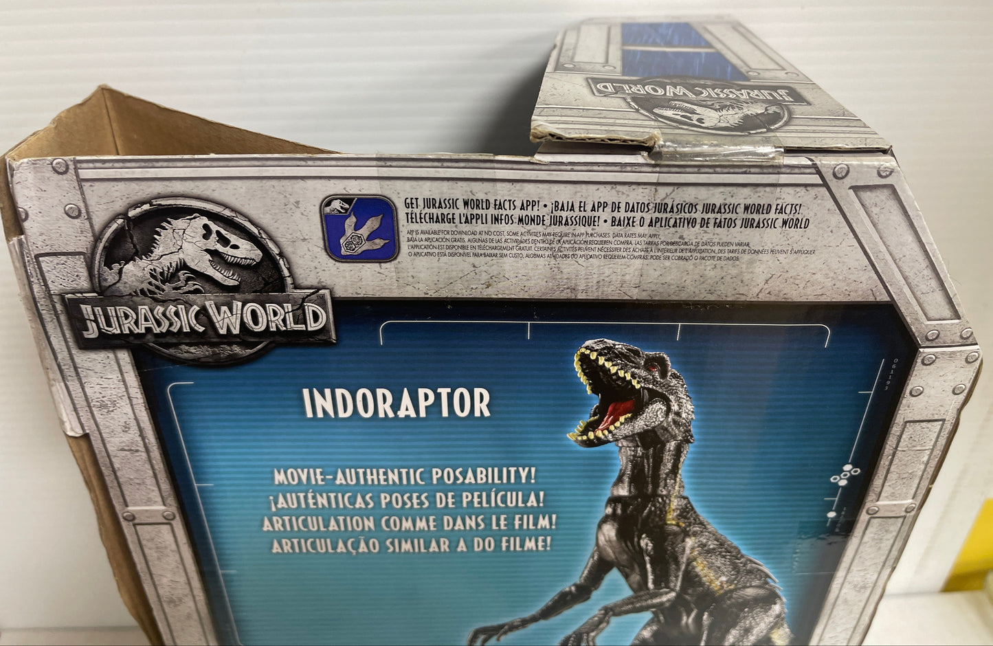 Jurassic World INDORAPTOR Super Posable Action Figure 2020