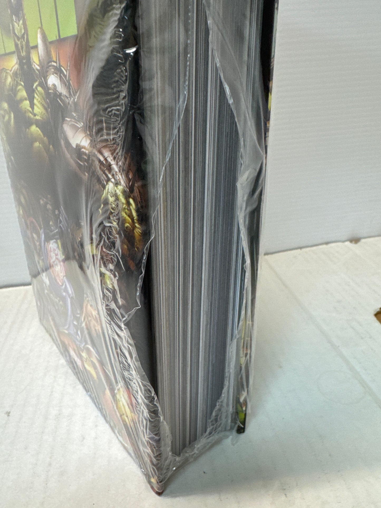 World War Hulk Omnibus Hardcover - Marvel Comics - Broken Seal