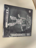 Transformers Legacy: Evolution Armada Megatron