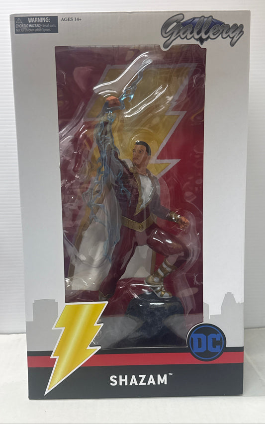 Shazam DC Gallery Statue Diamond Select Toys PVC Diorama