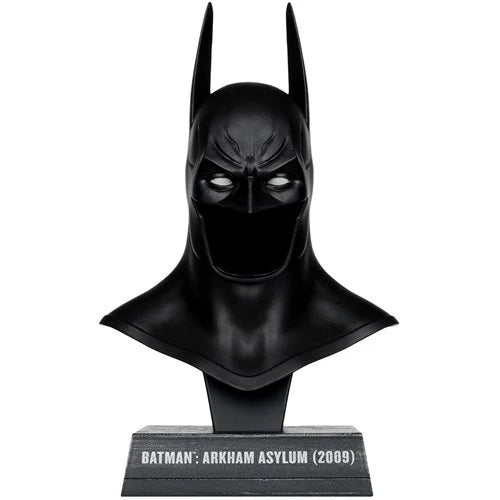 DC Prop Replica Wave 3 Batman Arkham Asylum 1:3 Scale Cowl
