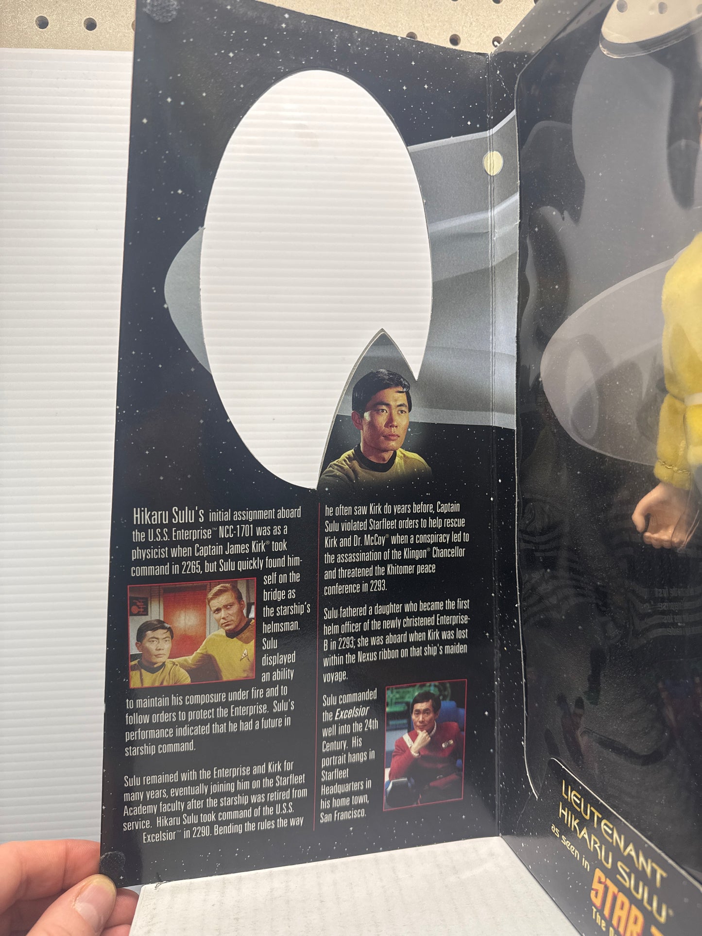 Star Trek Lieutenant Hikaru Sulu 12" Action Figure Original TV Series 1999