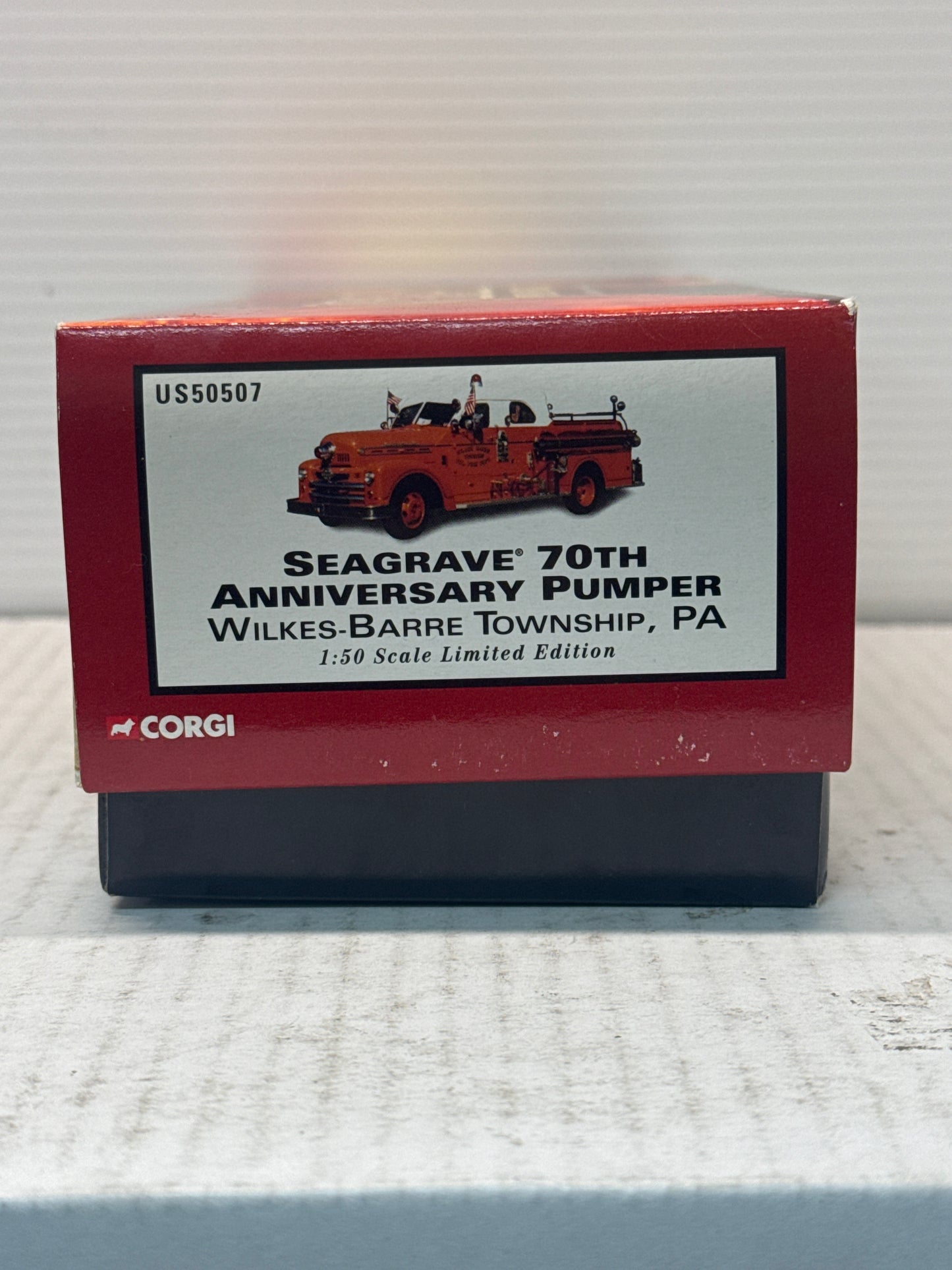 Corgi Heroes Under Fire Seagrave 70th Anniversary Open Cab Diecast Vehicle 2002
