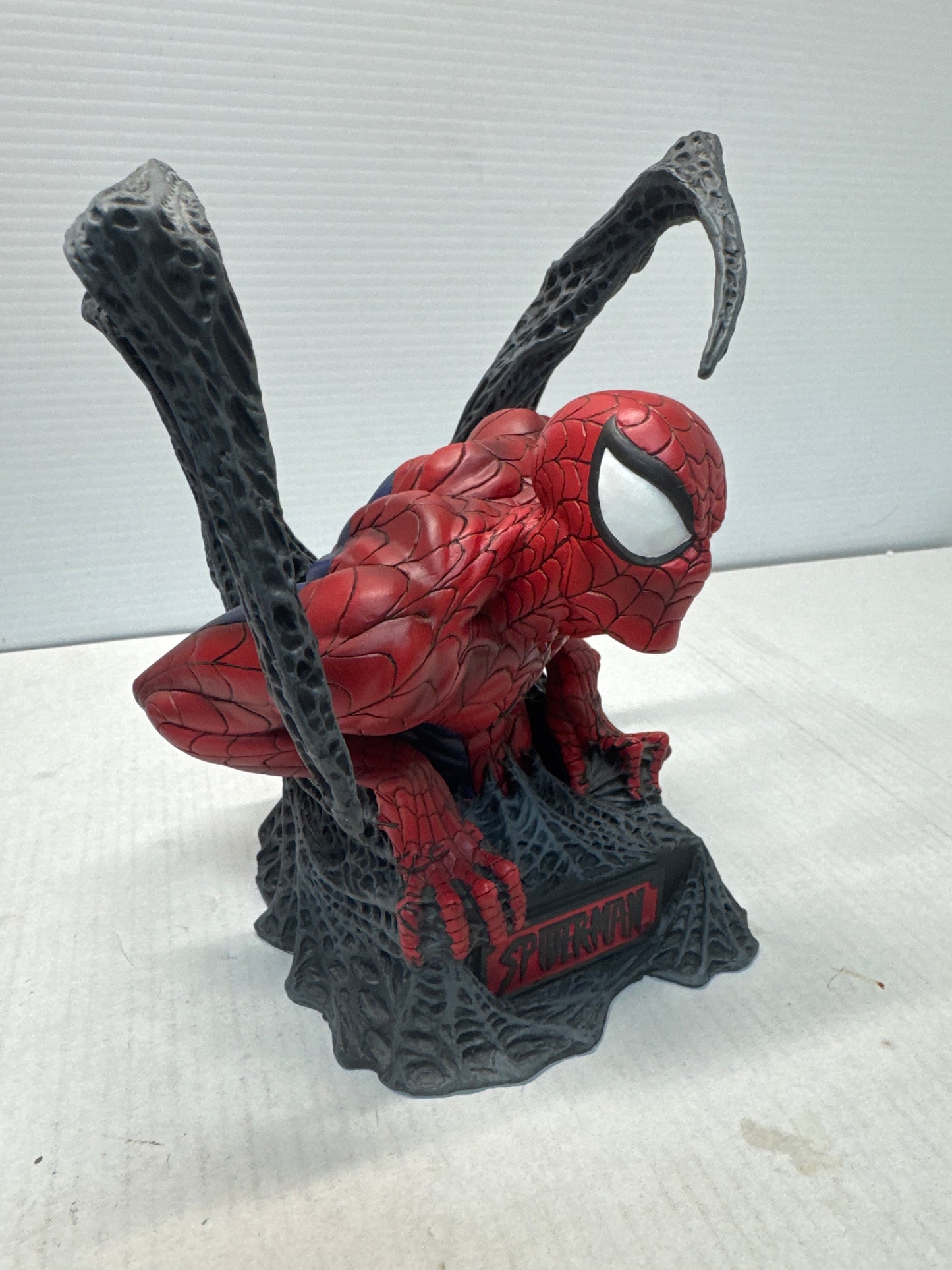 Spiderman Bust Statue 2004 Art Asylum 1285/10,000