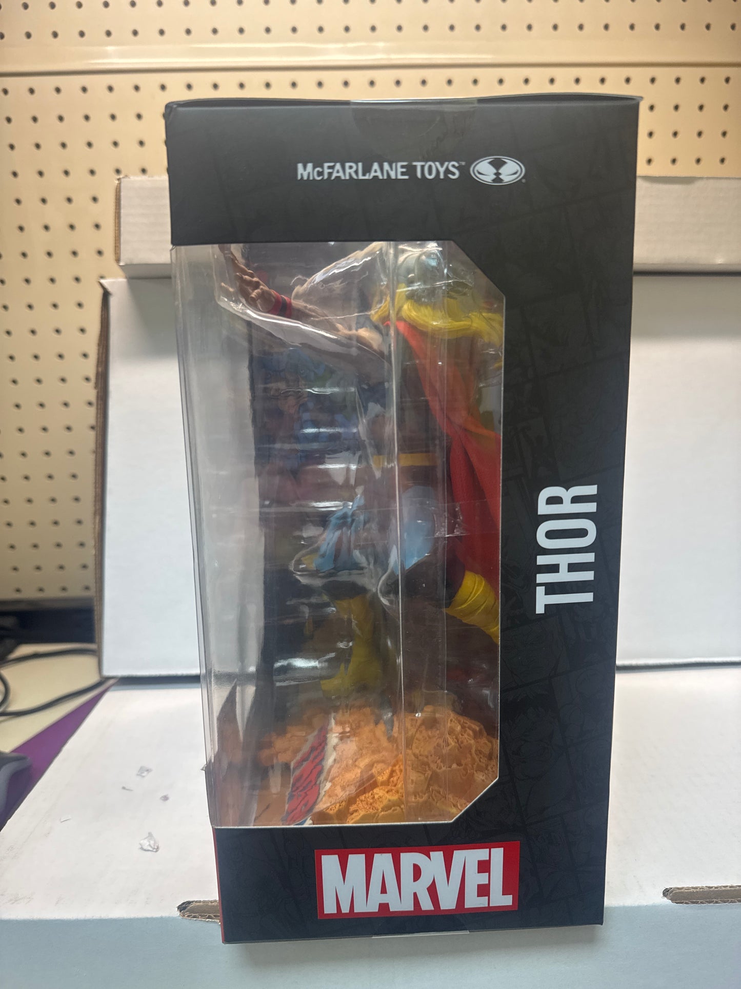 Marvel Thor - The Mighty Thor #177 1:6 Posed Figure With Scene & Comic - NSIB