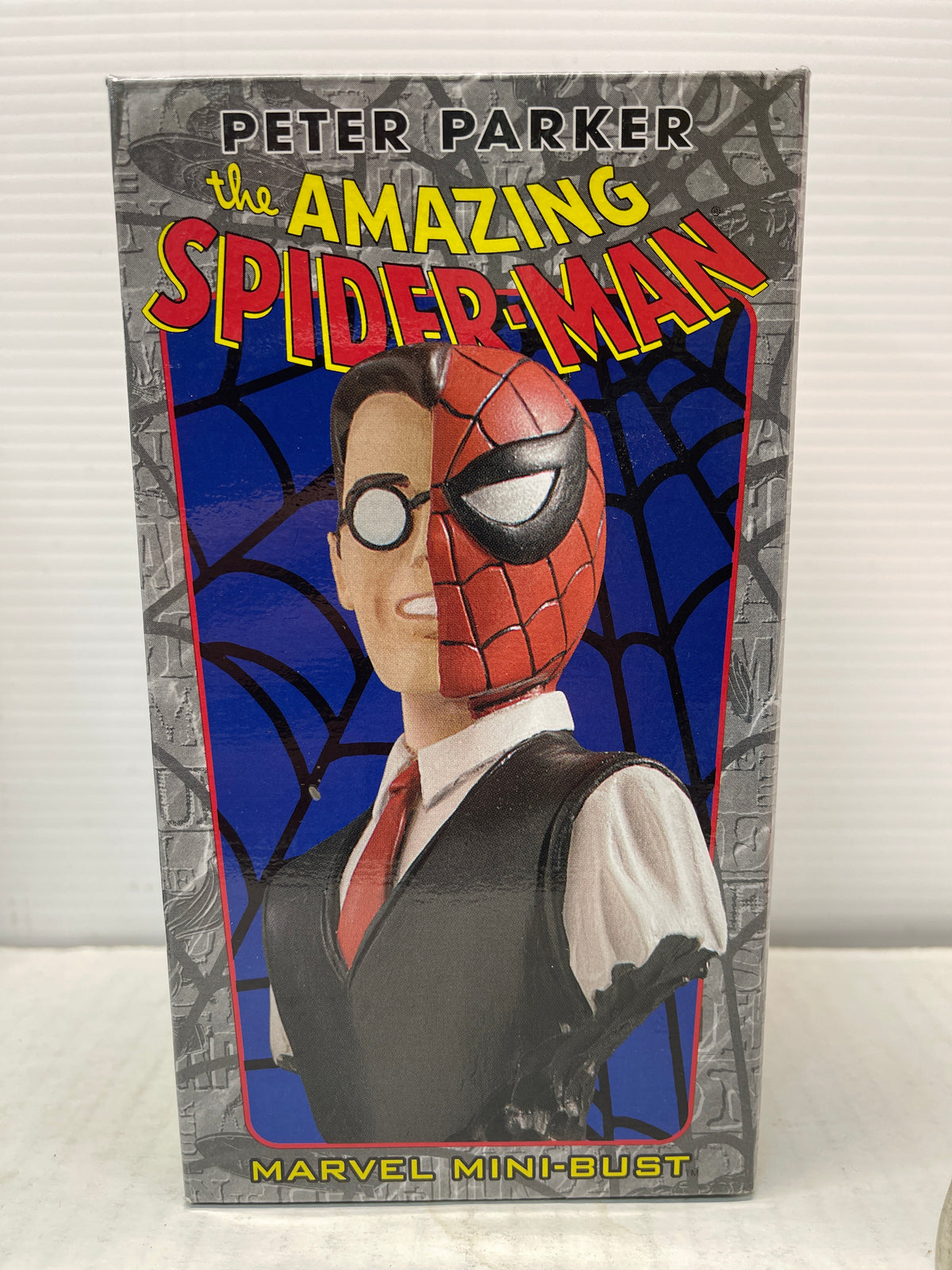 Peter Parker/Spider-Man Mini-Bust Bowen Ltd 1788/6000 Marvel