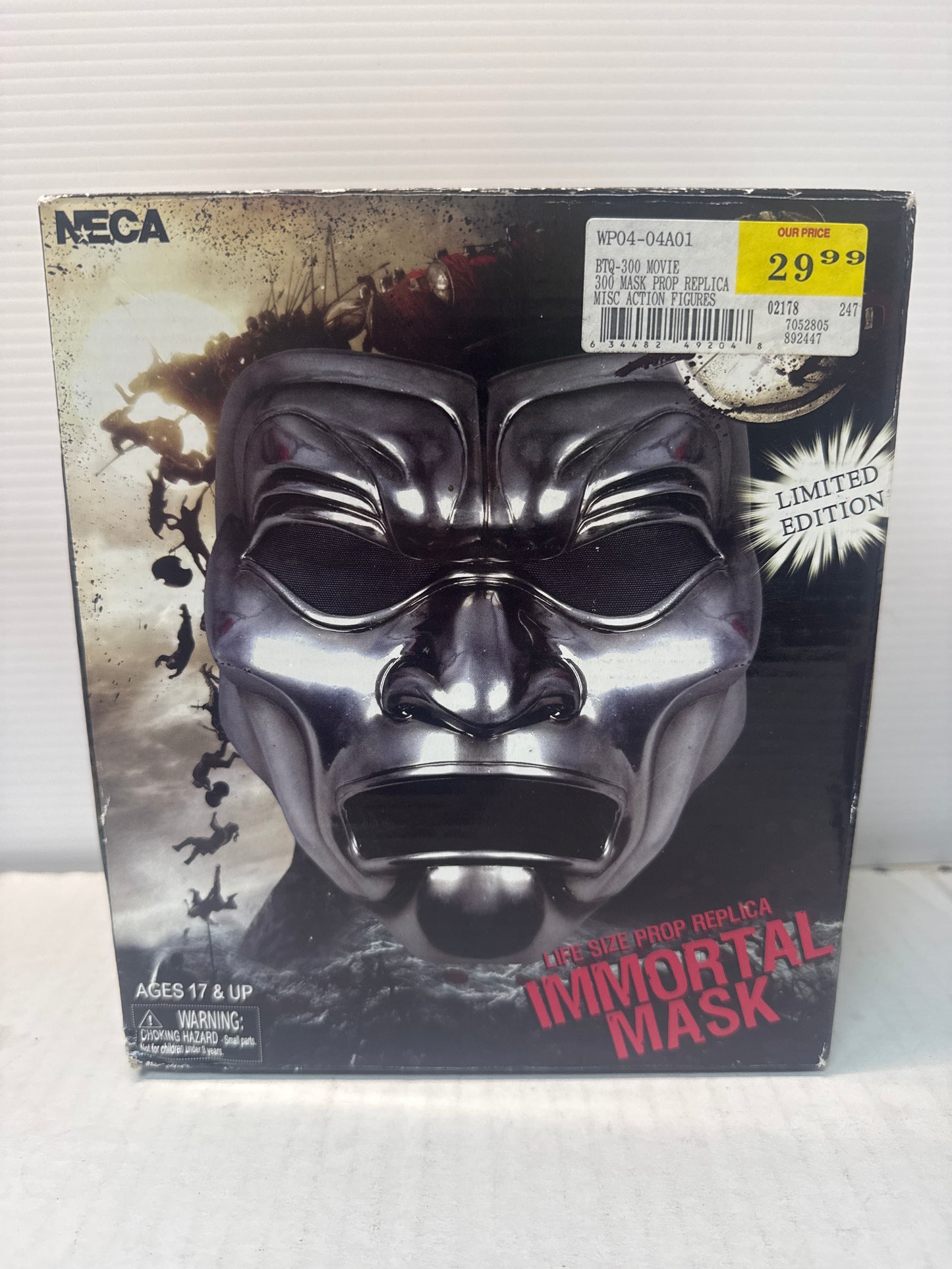 300 Immortal Mask Life Size Prop Replica Mask - Neca - Used