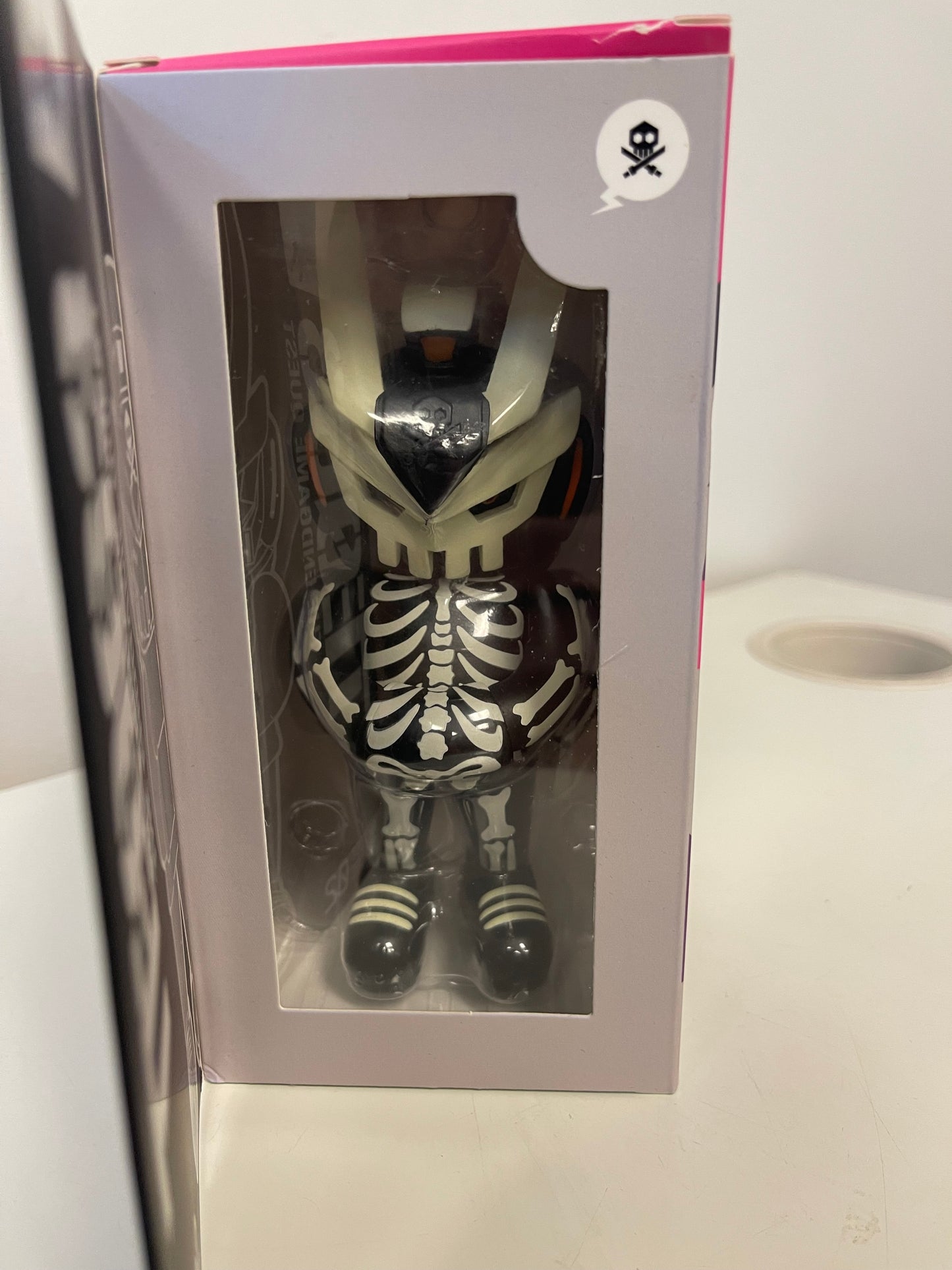 Quiccs X TE063 Artist Series 02 Bullet Punk Skeleton