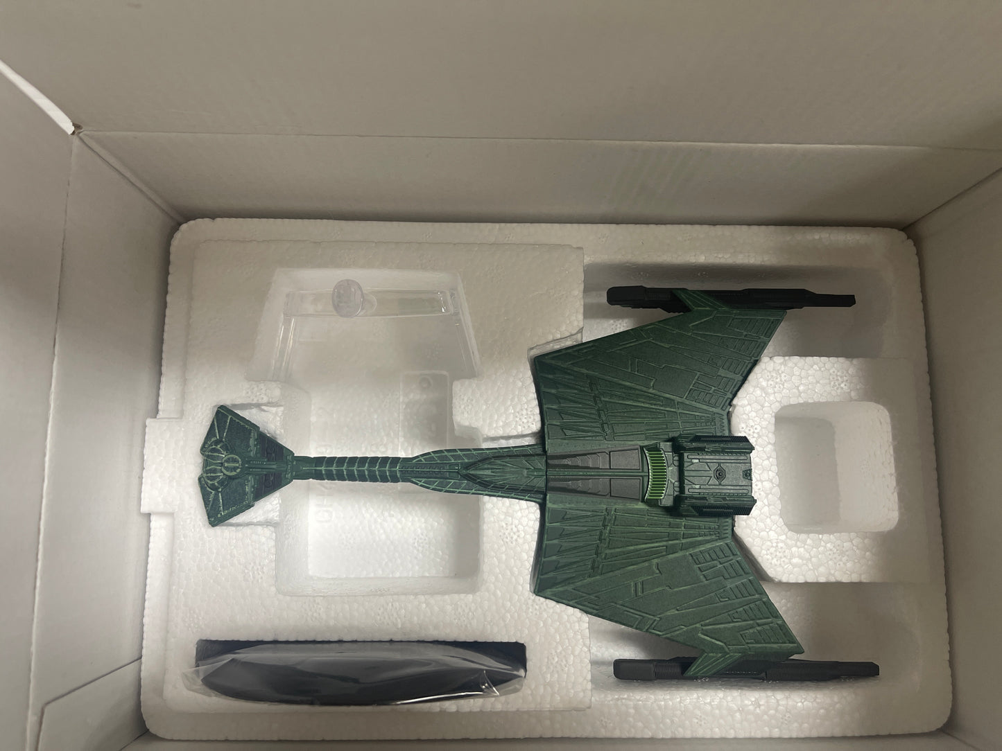 Eaglemoss Star Trek Discovery Klingon D7-Class Battle Cruiser