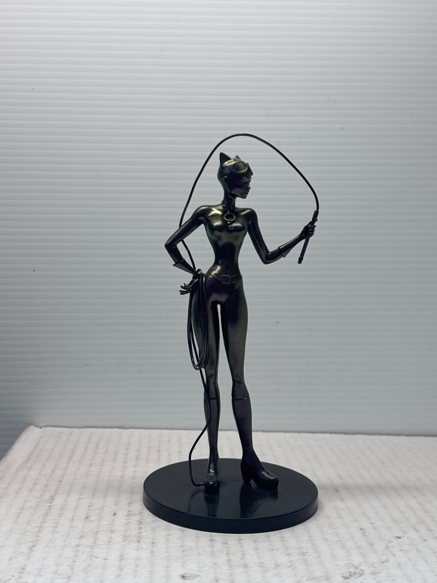 DC Artists Alley Catwoman Sho Murase Iridescent Variant BAM Exclusive Figure