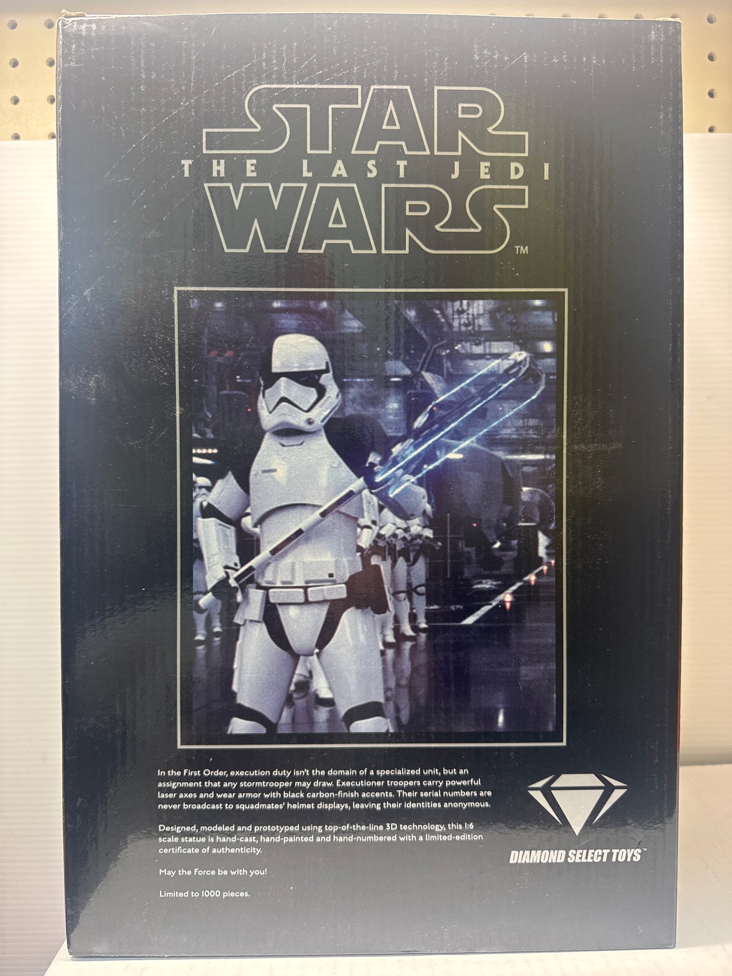 STAR WARS - EXECUTIONER TROOPER 1/6 SCALE STATUE - (C: 0-1-2) #0198/1000