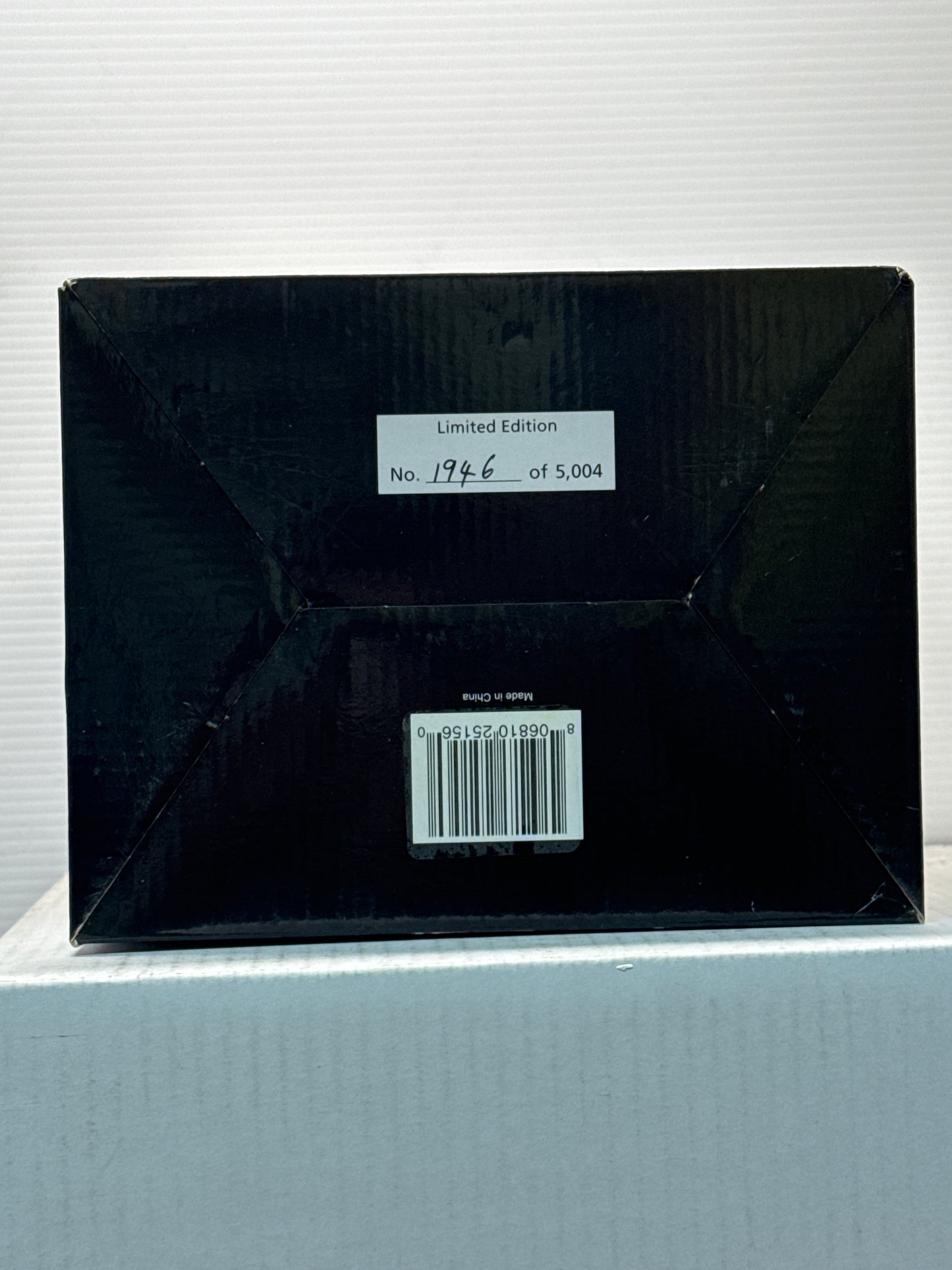 Wonder Woman Collectible Statue Game Stop Exclusive 1946/5004