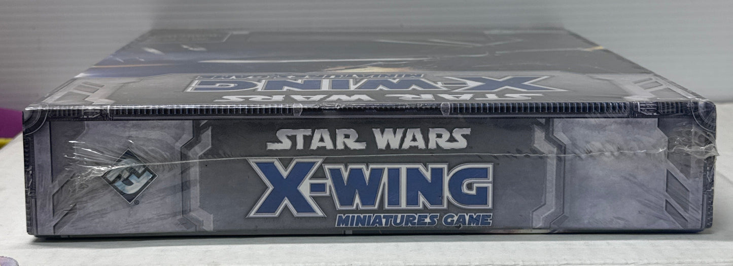 Star Wars X-Wing Miniatures Game Starter (Force Awakens) - SEALED