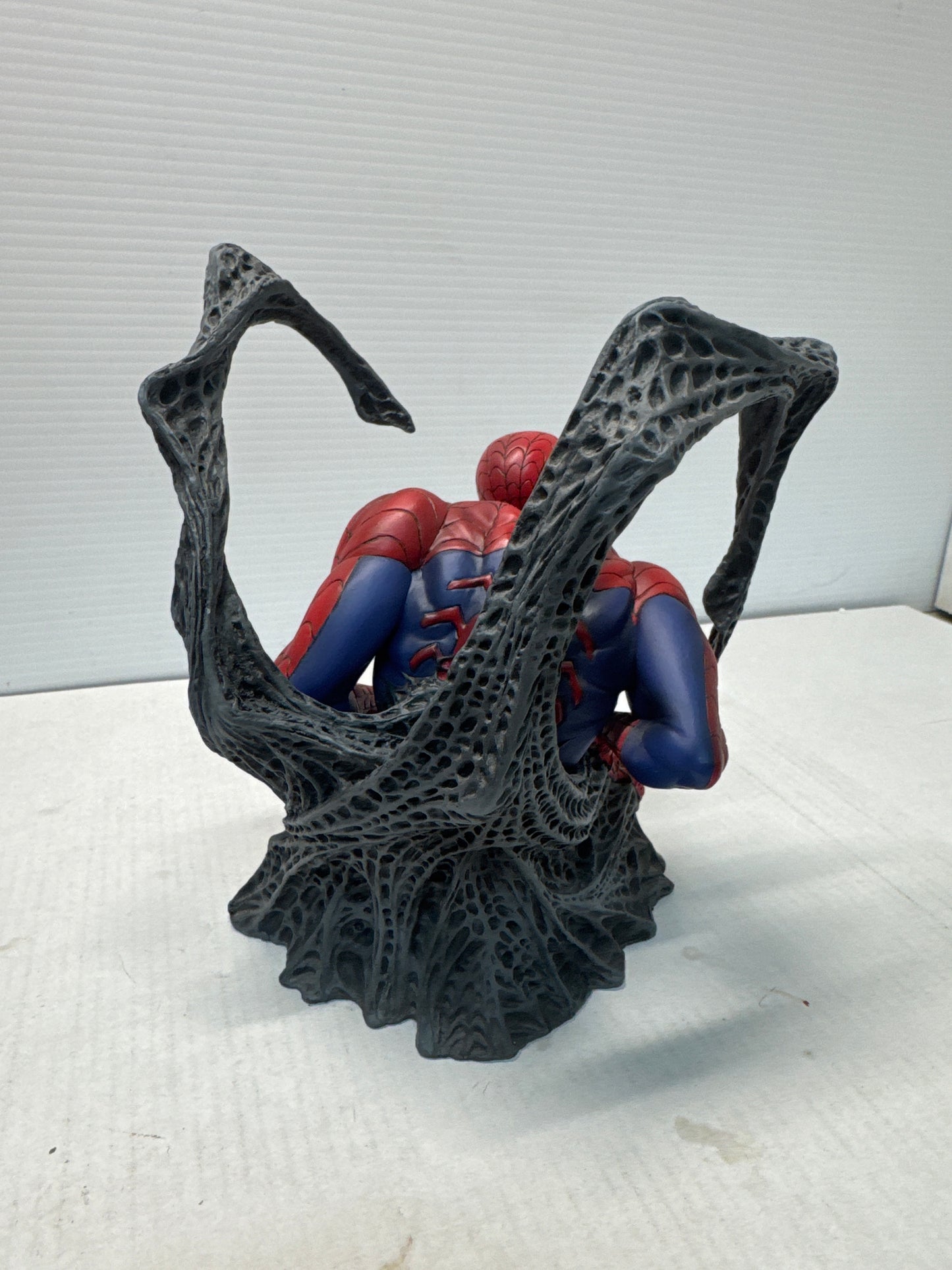 Spiderman Bust Statue 2004 Art Asylum 1285/10,000