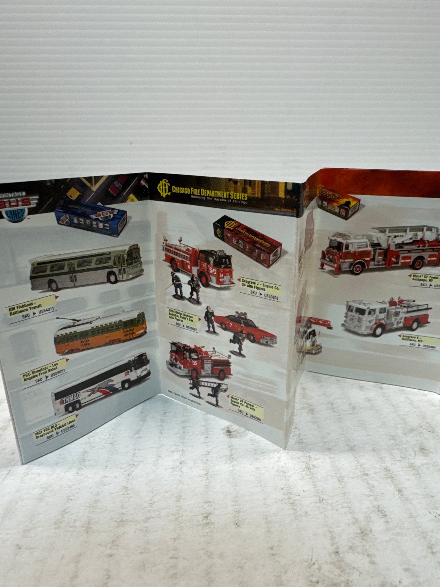 Corgi Heroes Under Fire Seagrave 70th Anniversary Open Cab Diecast Vehicle 2002