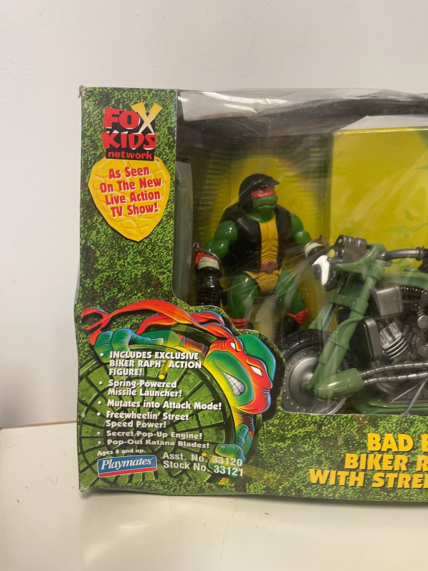 Mutant Ninja Turtles The Next Mutation Bad Boy Biker Raph w/ Street Cycle