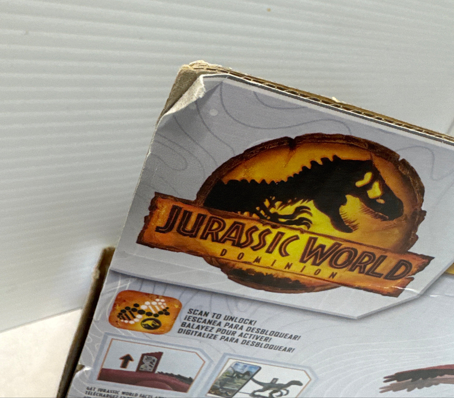 Jurassic World Dominion Roar Strikers Megaraptor