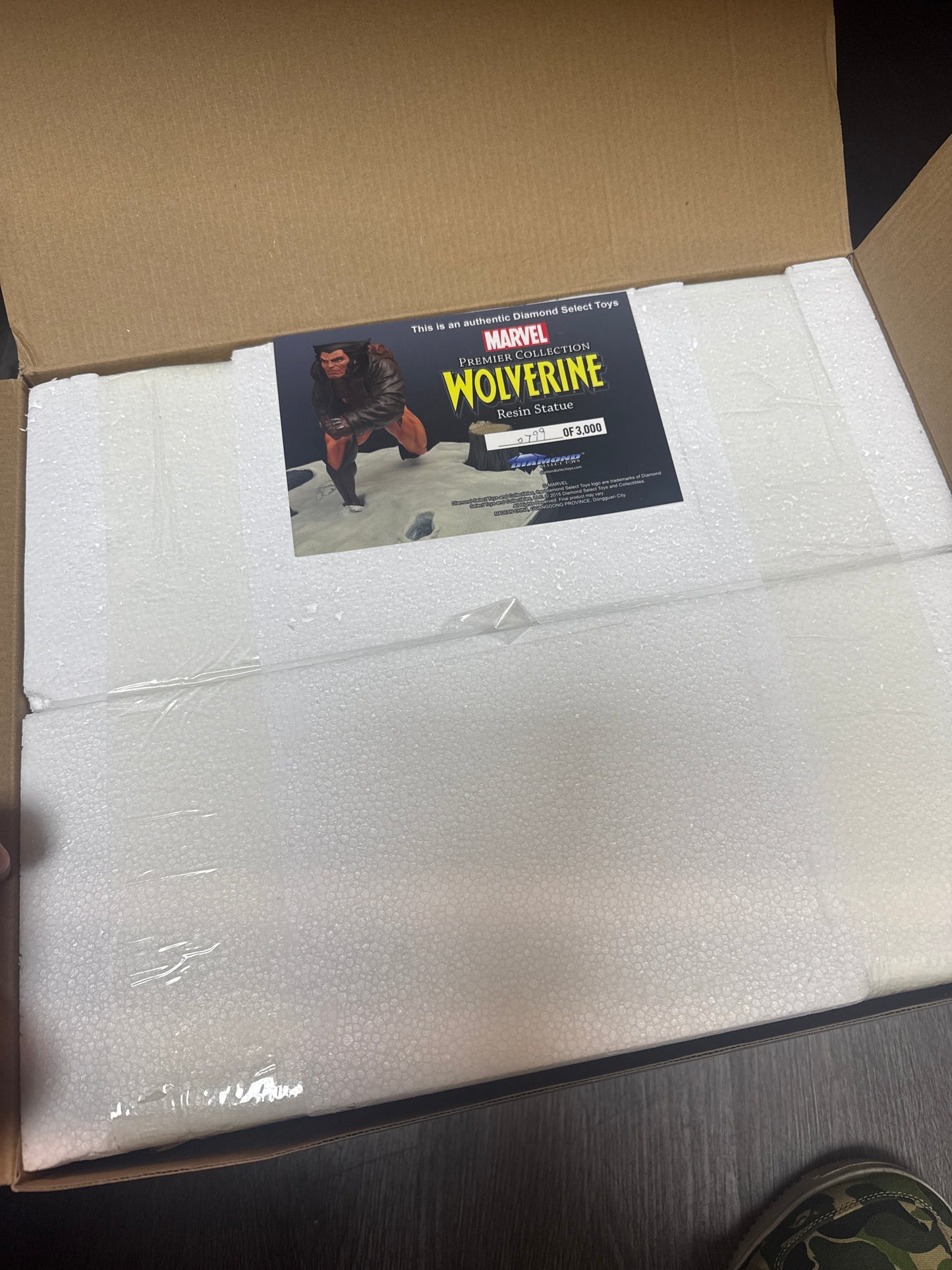 Marvel Premier Collection Wolverine Resin Statue 9" Tall #0799/3000 - NSIB