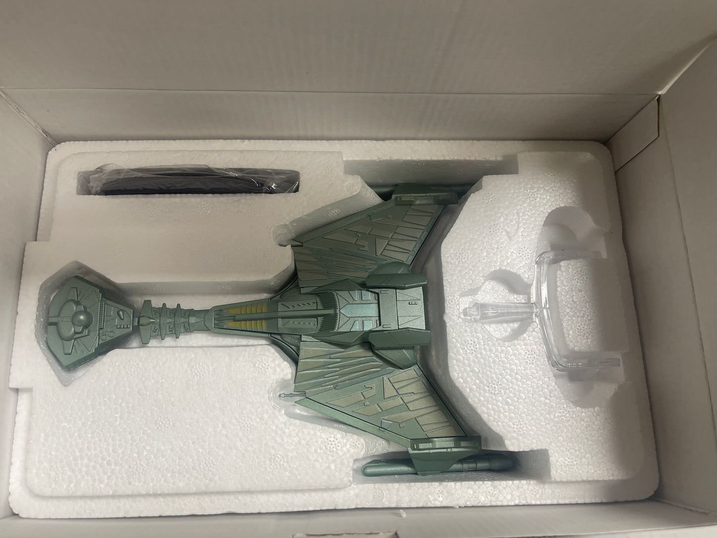 Eaglemoss Star Trek 2009 Movie Klingon Battle Cruiser Ship Replica Brand New