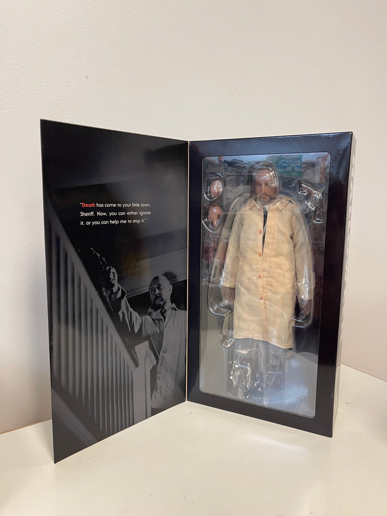 Halloween 16 Scale DR. Loomis Big Ben's Comix Oasis