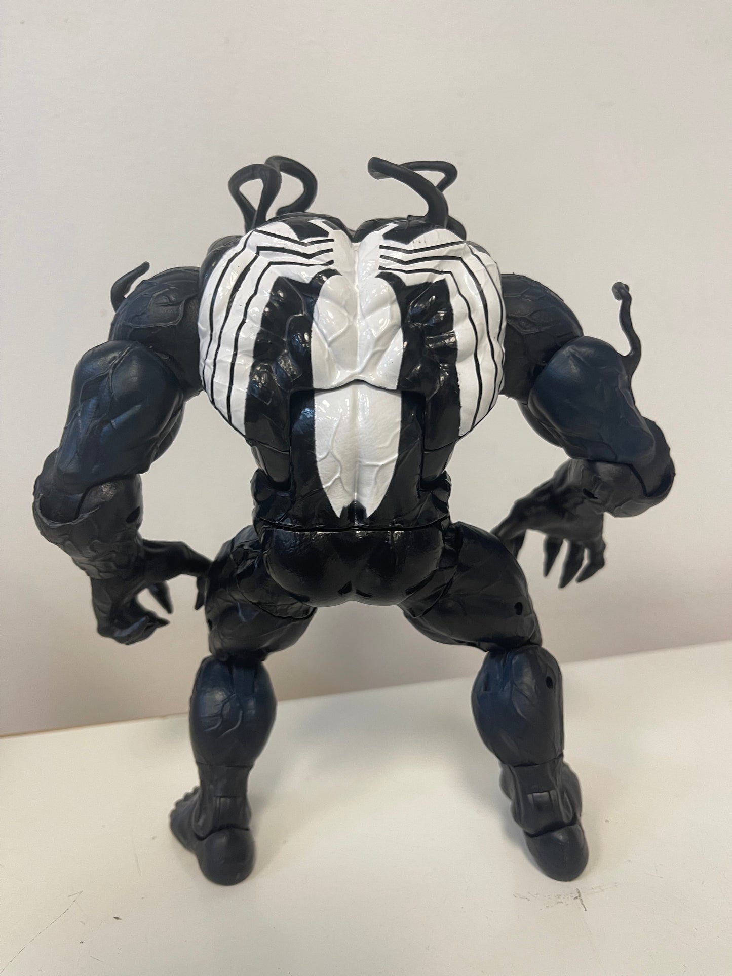Marvel Legends Deluxe "Monster" Venom Figure Loose