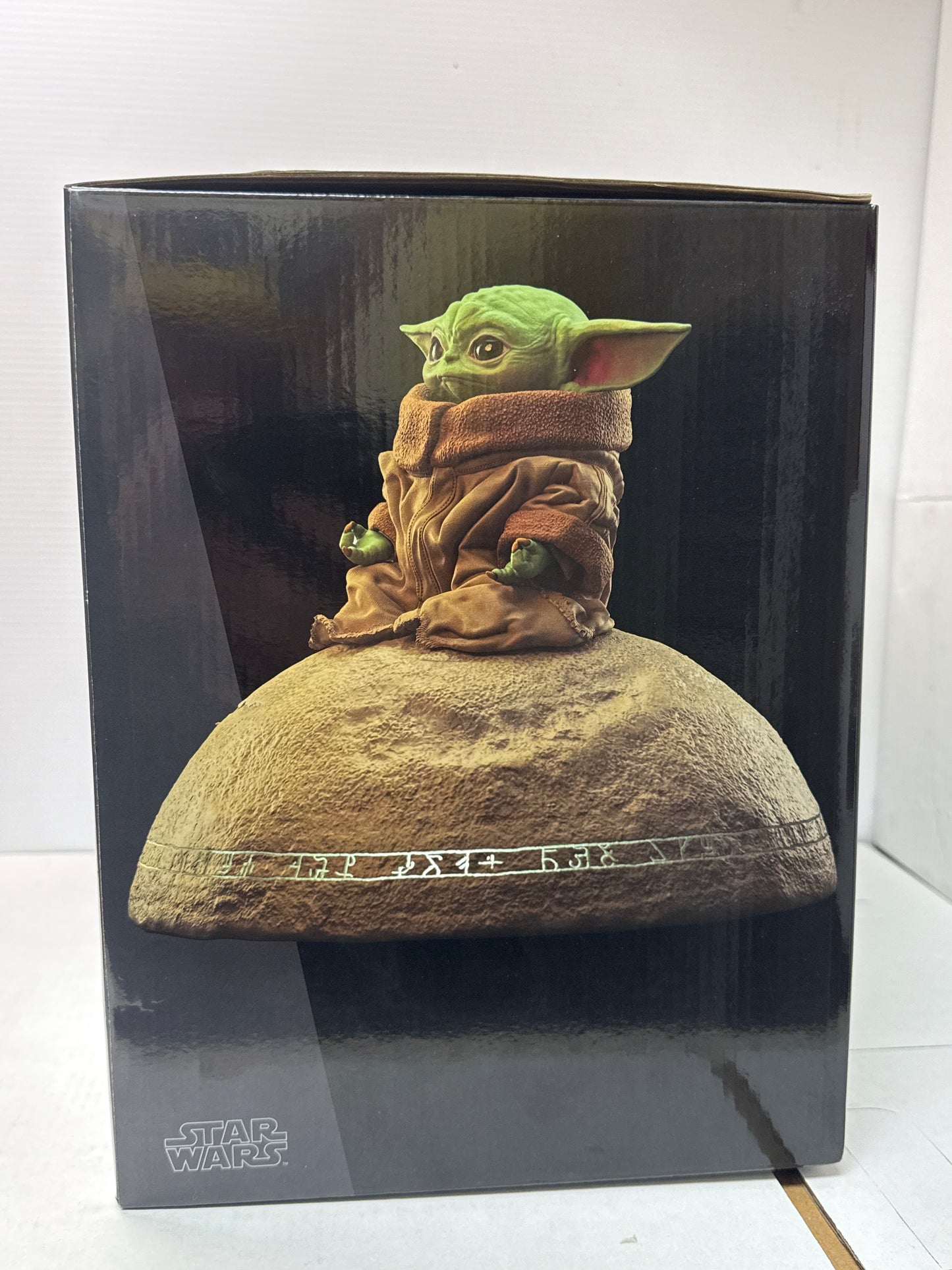 Star Wars The Mandalorian Milestones Seeing Stone Grogu Statue 217/1000
