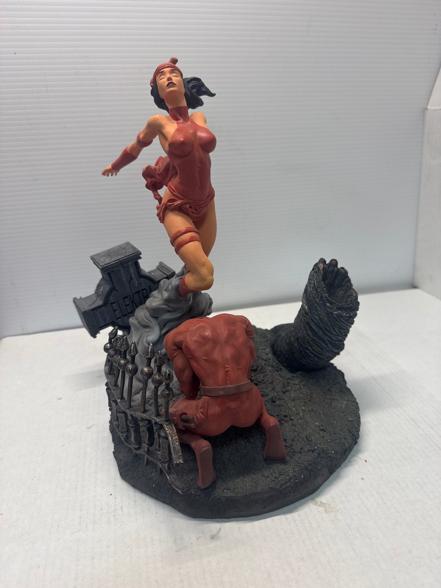 Daredevil Death of Elektra Diorama 1:6 Scale 0451/1982