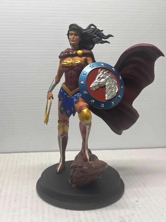 Wonder Woman Collectible Statue Game Stop Exclusive 1946/5004