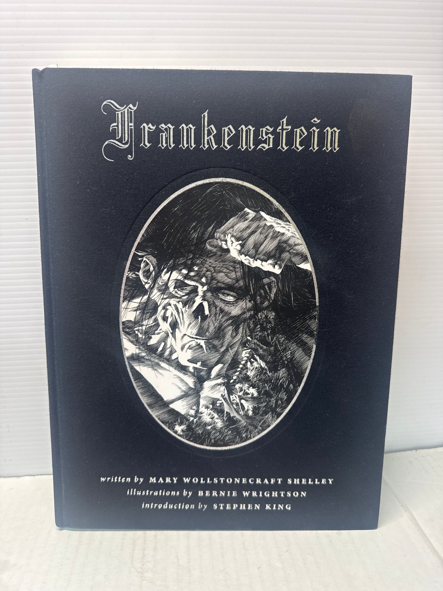 Bernie Wrightson "Frankenstein" 2008 Hard Cover 1st Edition, Dark Horse - Pre Owned