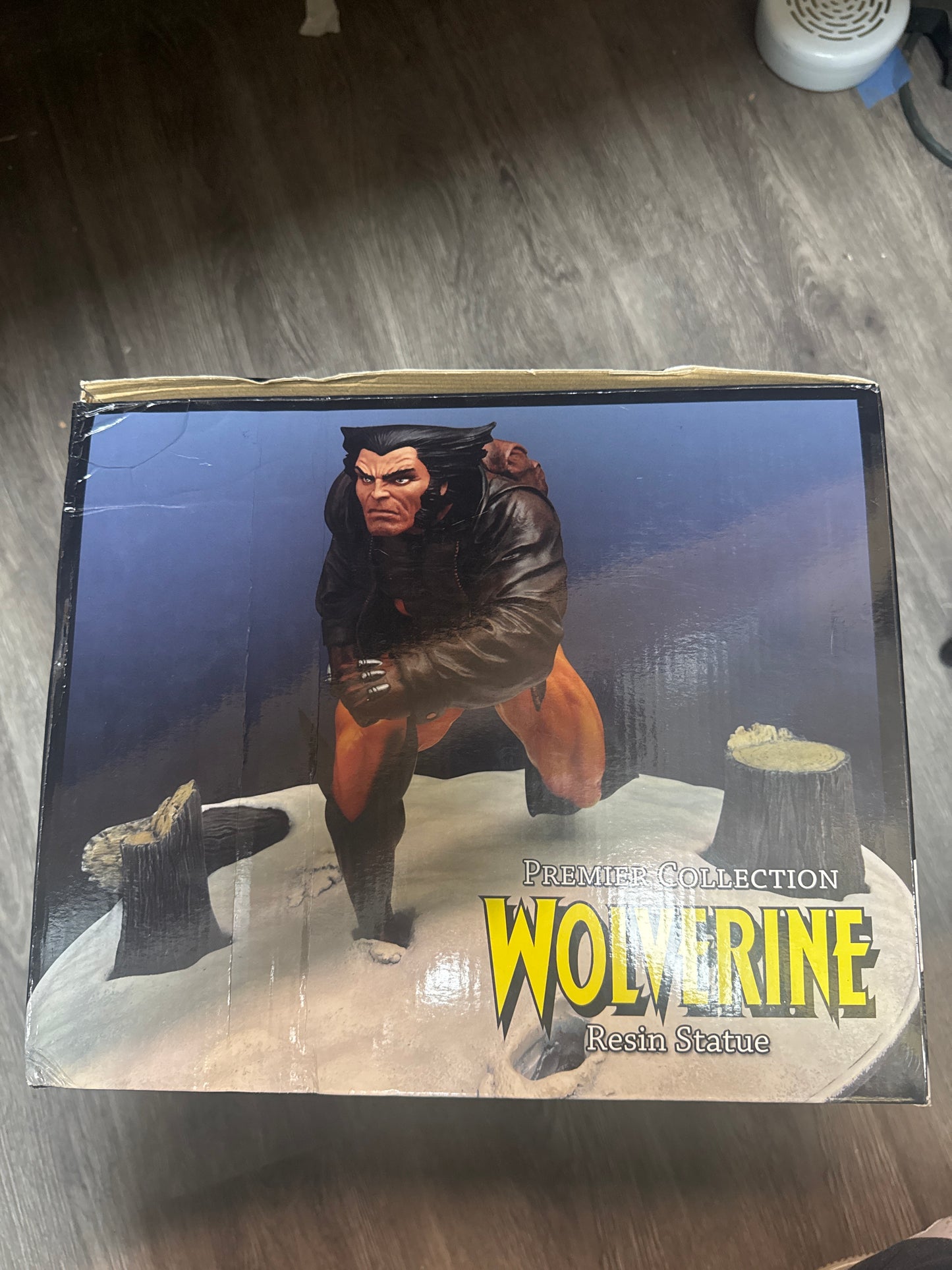 Marvel Premier Collection Wolverine Resin Statue 9" Tall #0799/3000 - NSIB