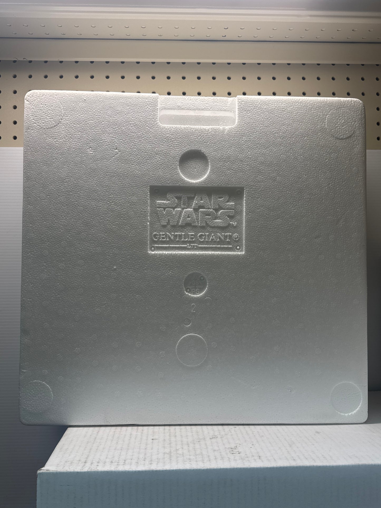 Star Wars Milestones: The Mandalorian & Grogu Statue 455/1000