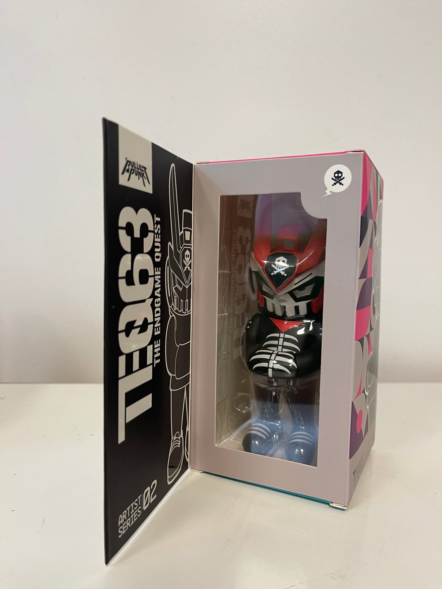 Quiccs X TE063 The Endgame Quest Artist Series 02 Skull Hoodie