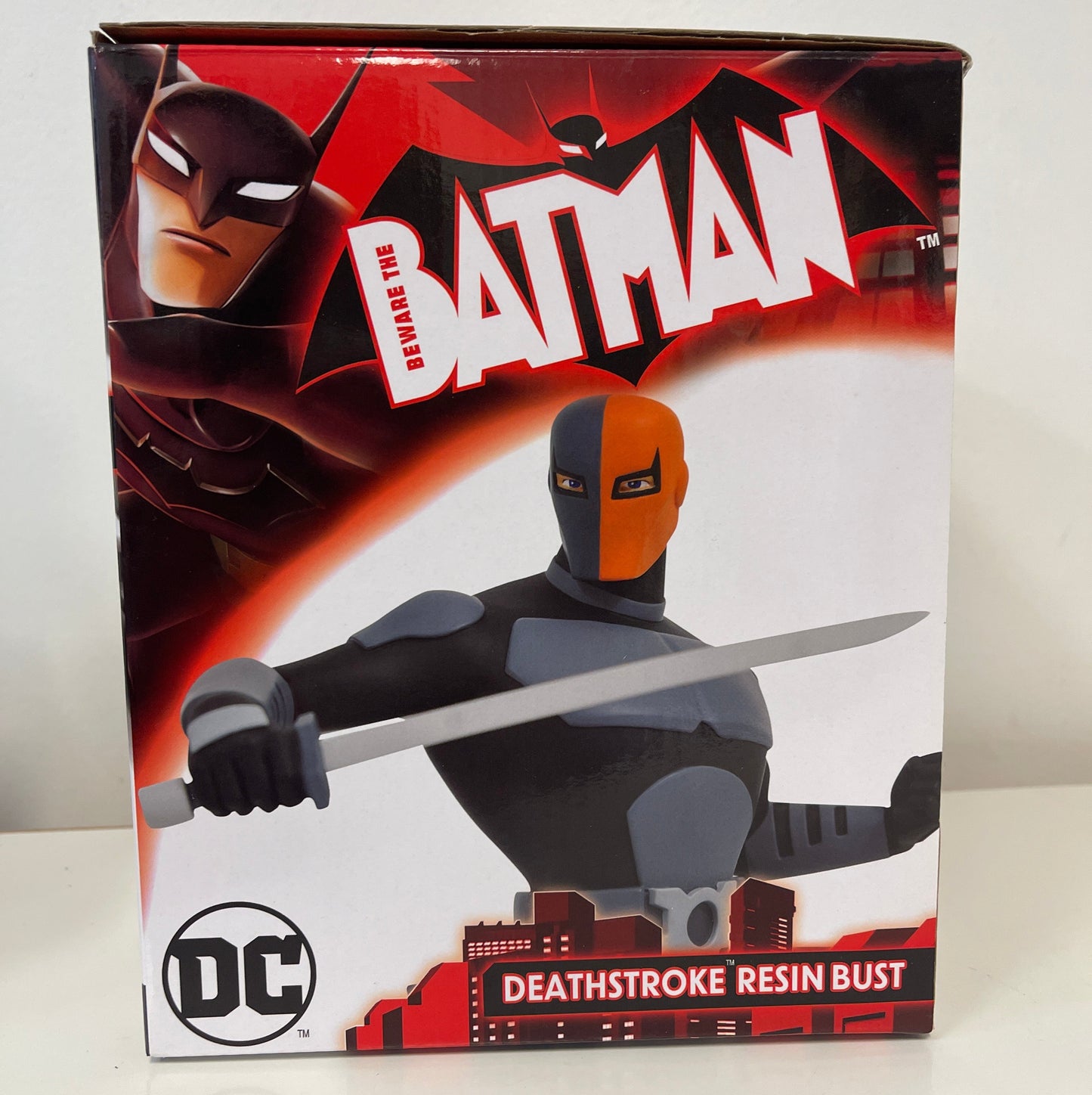 Batman: The Animated Series - Deathstroke - "Beware The Batman" Bust