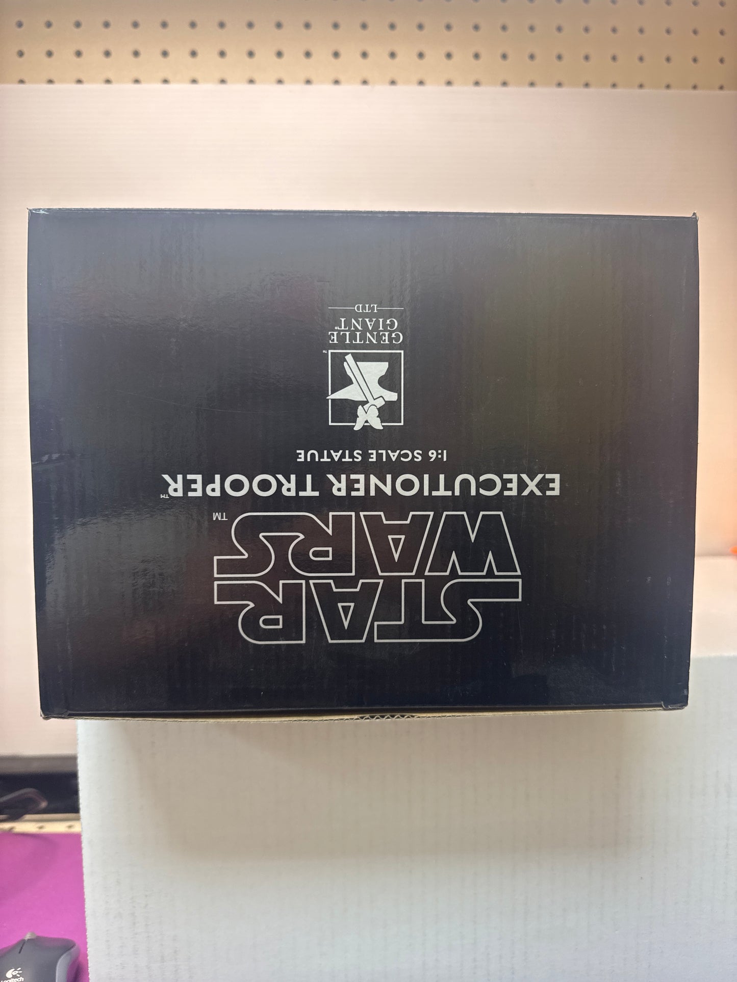 STAR WARS - EXECUTIONER TROOPER 1/6 SCALE STATUE - (C: 0-1-2) #0198/1000