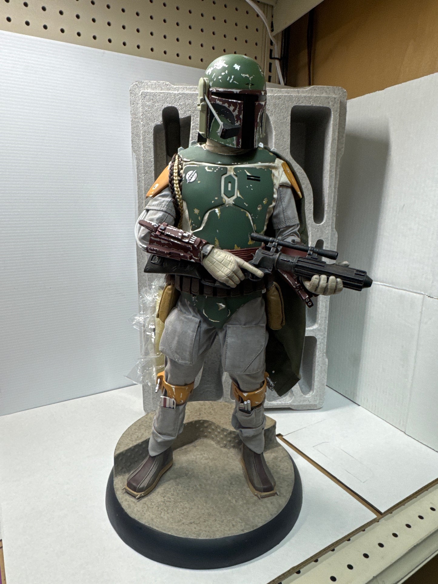 Sideshow Collectibles Exclusive BOBA FETT Premium Format Figure #0582/2000