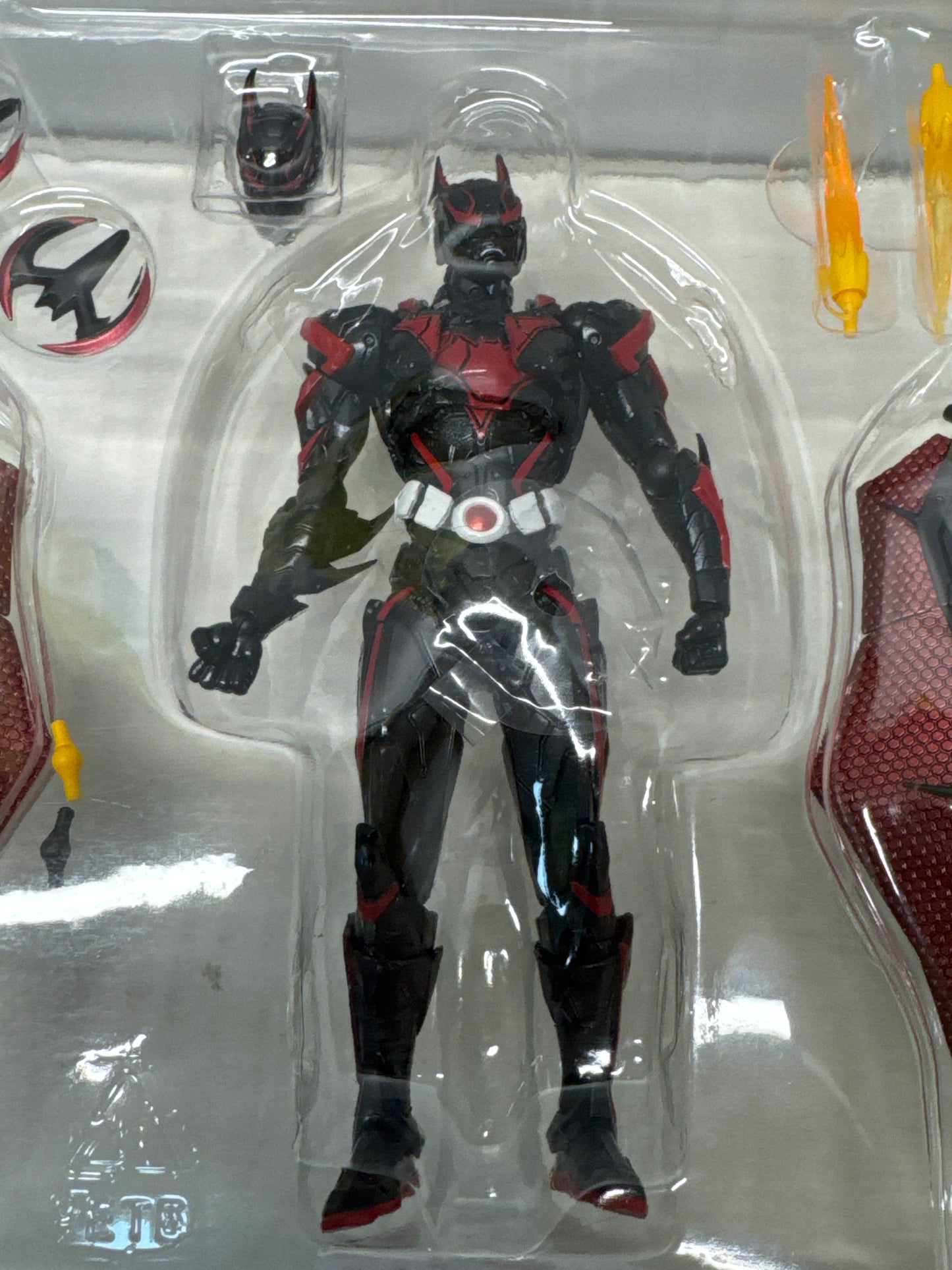 Revoltech Amazing Yamaguchi Batman Beyond - Open Box Complete