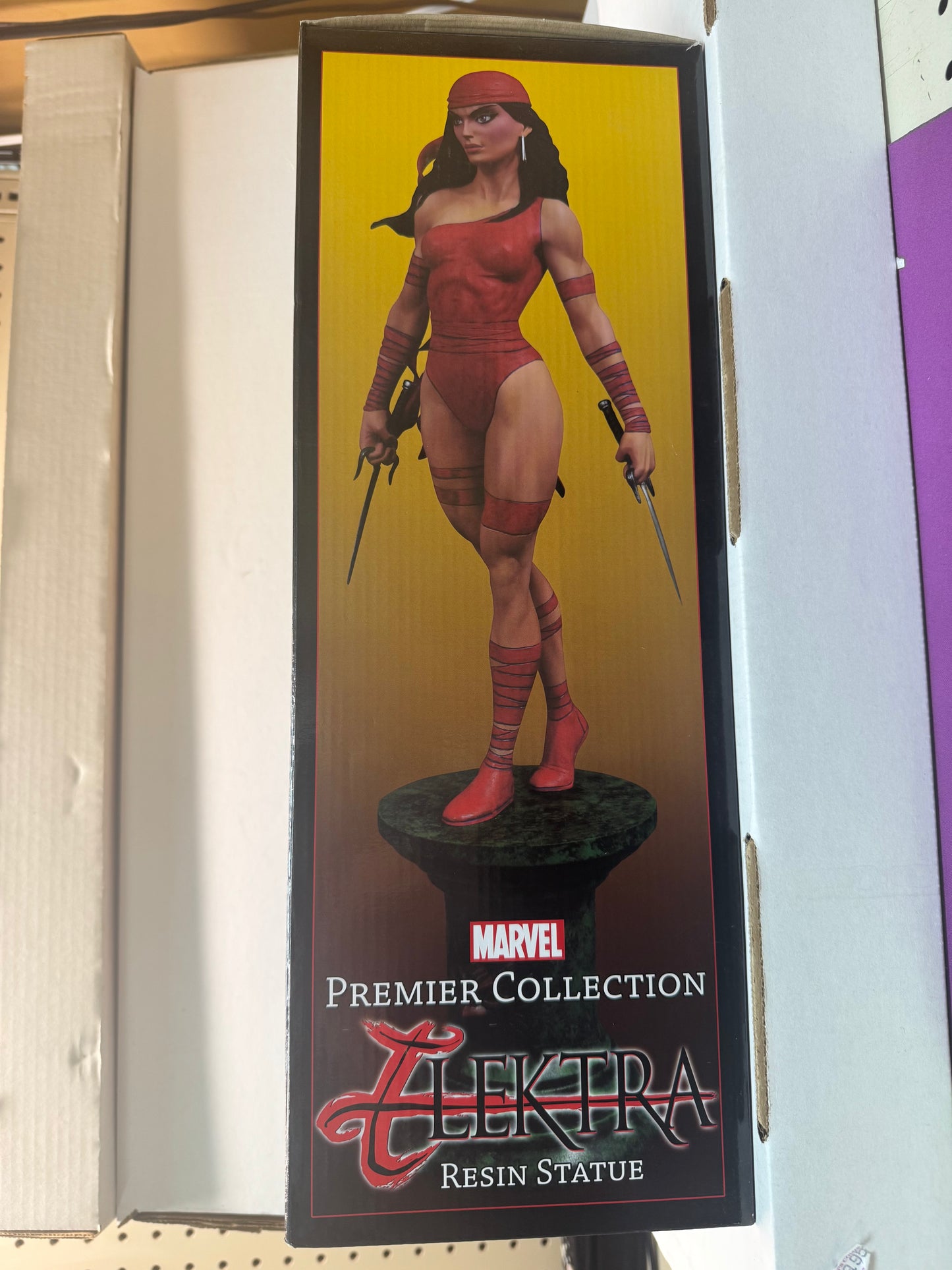 Elektra Statue Limited Ed 0629 of 3000 - Marvel Premier Collection - NSIB