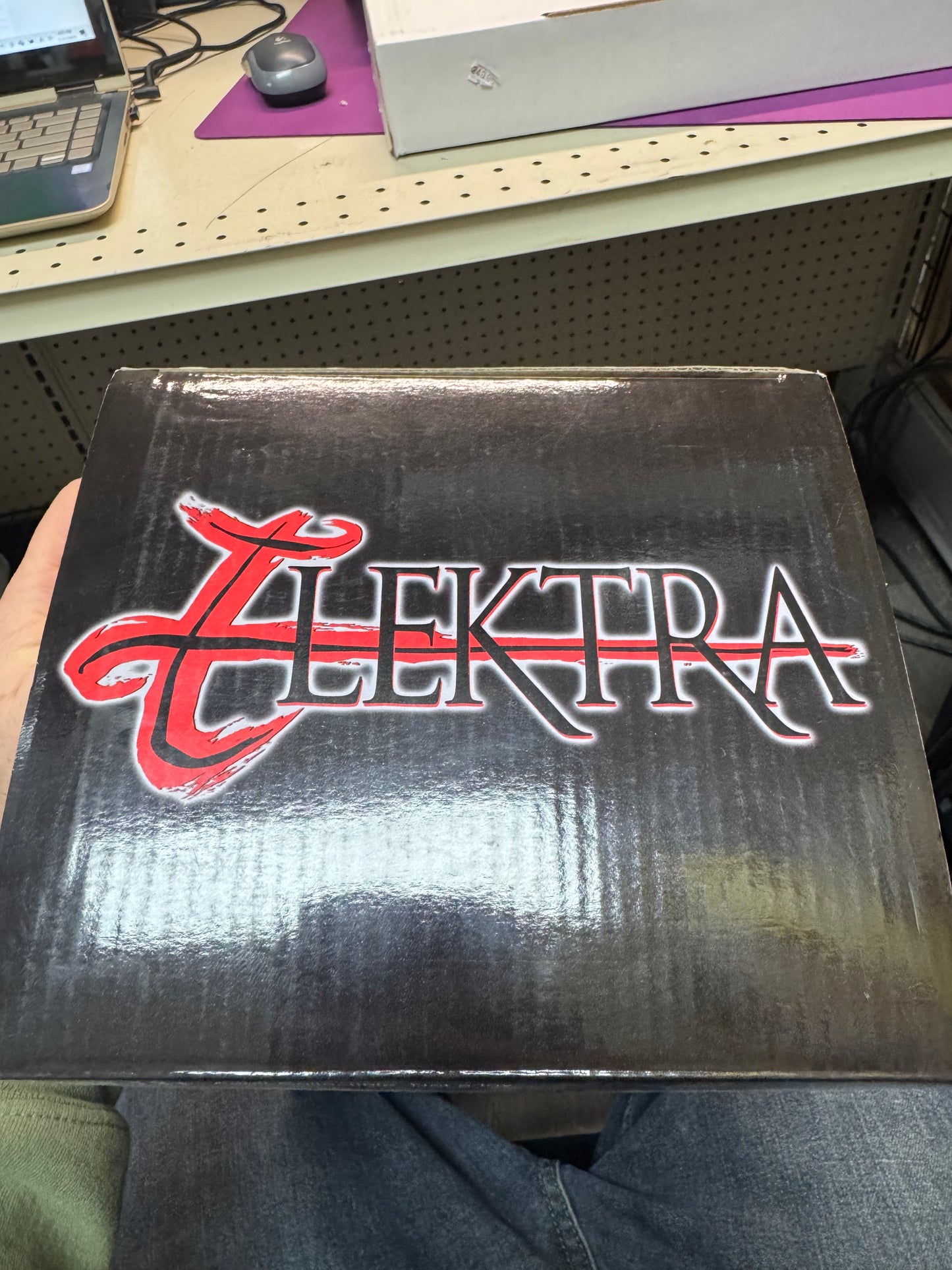 Elektra Statue Limited Ed 0629 of 3000 - Marvel Premier Collection - NSIB