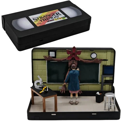 VHS Stars Stranger Things Eleven vs. Demogorgon Diorama Playset
